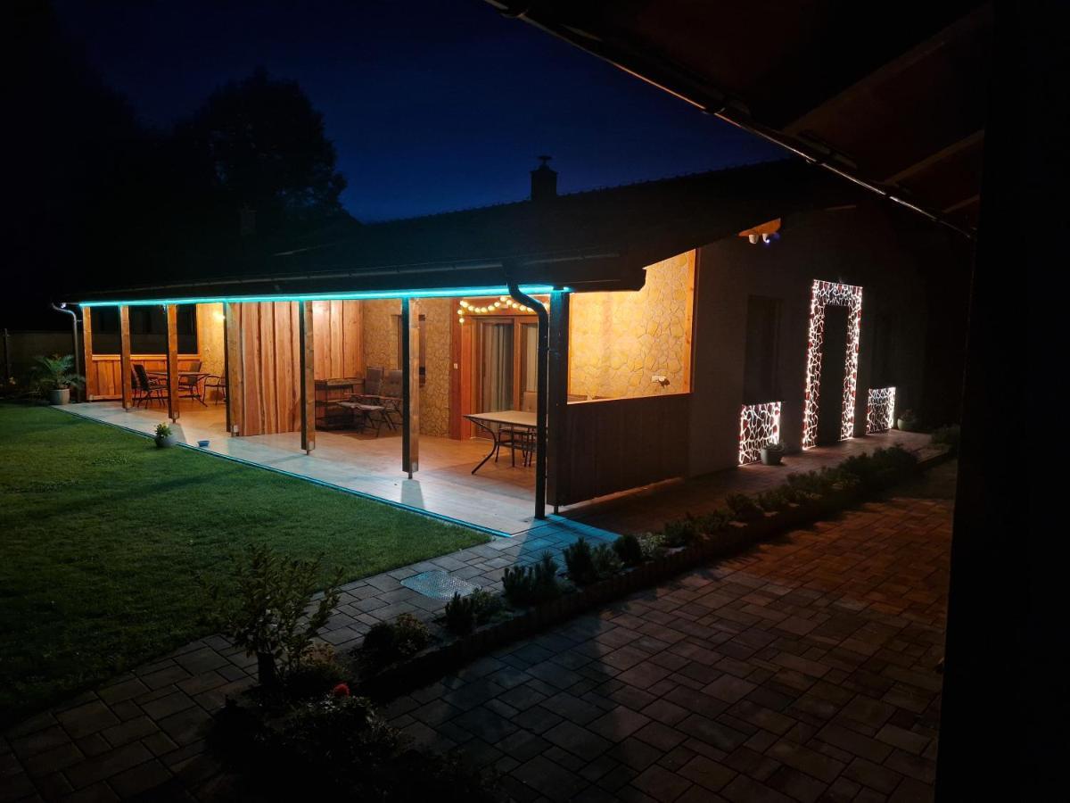 Villa Garden Bešeňová Exteriér fotografie