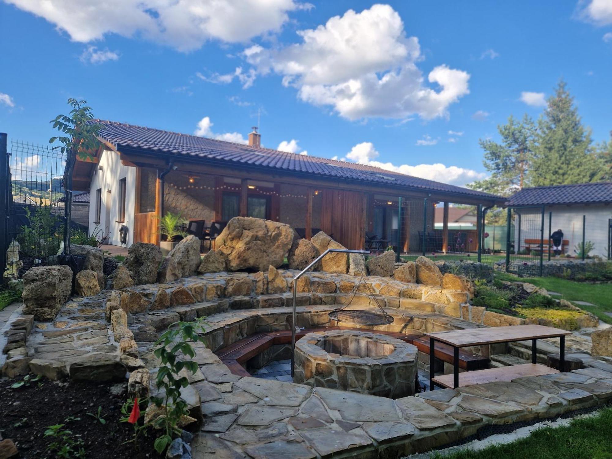 Villa Garden Bešeňová Exteriér fotografie